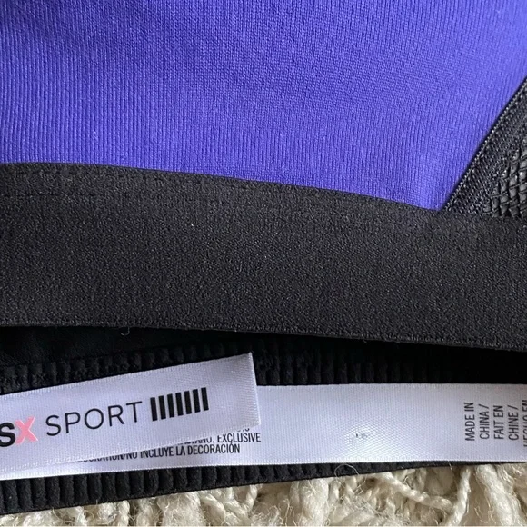 Victoria's Secret Incredible Sports Bra Adjustable Strap, 34C